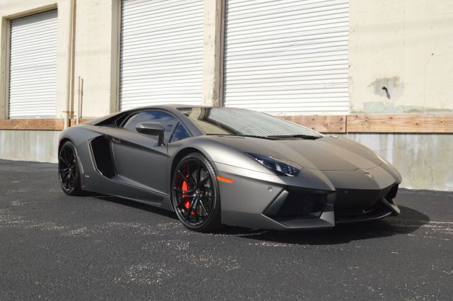 2014 LAMBORGHINI Aventador