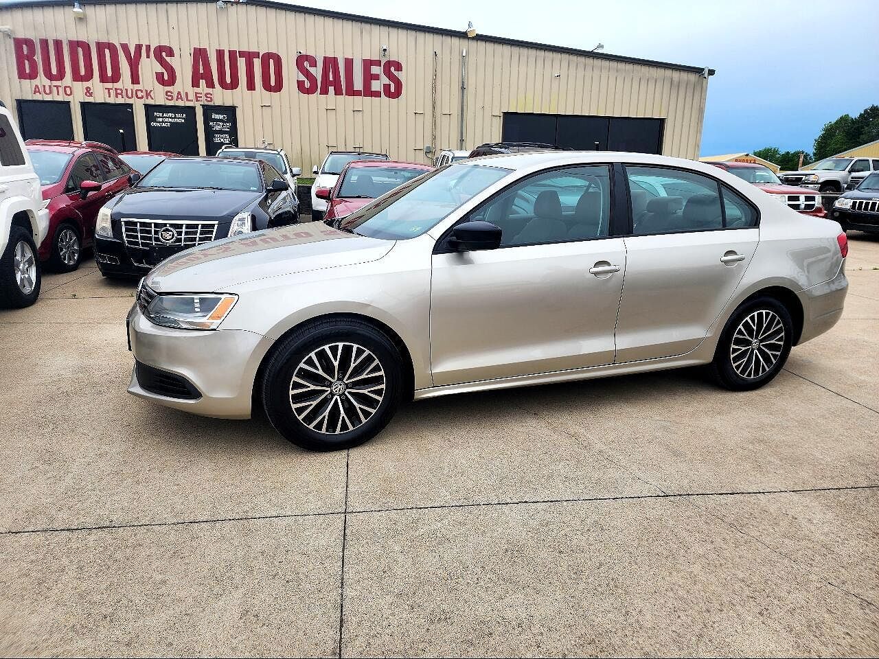 2013 VOLKSWAGEN Jetta