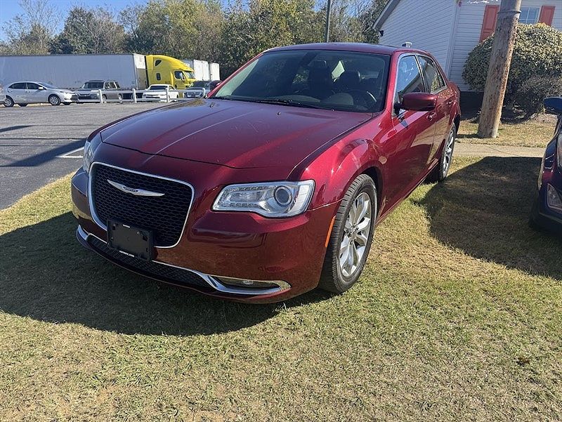 2018 CHRYSLER 300