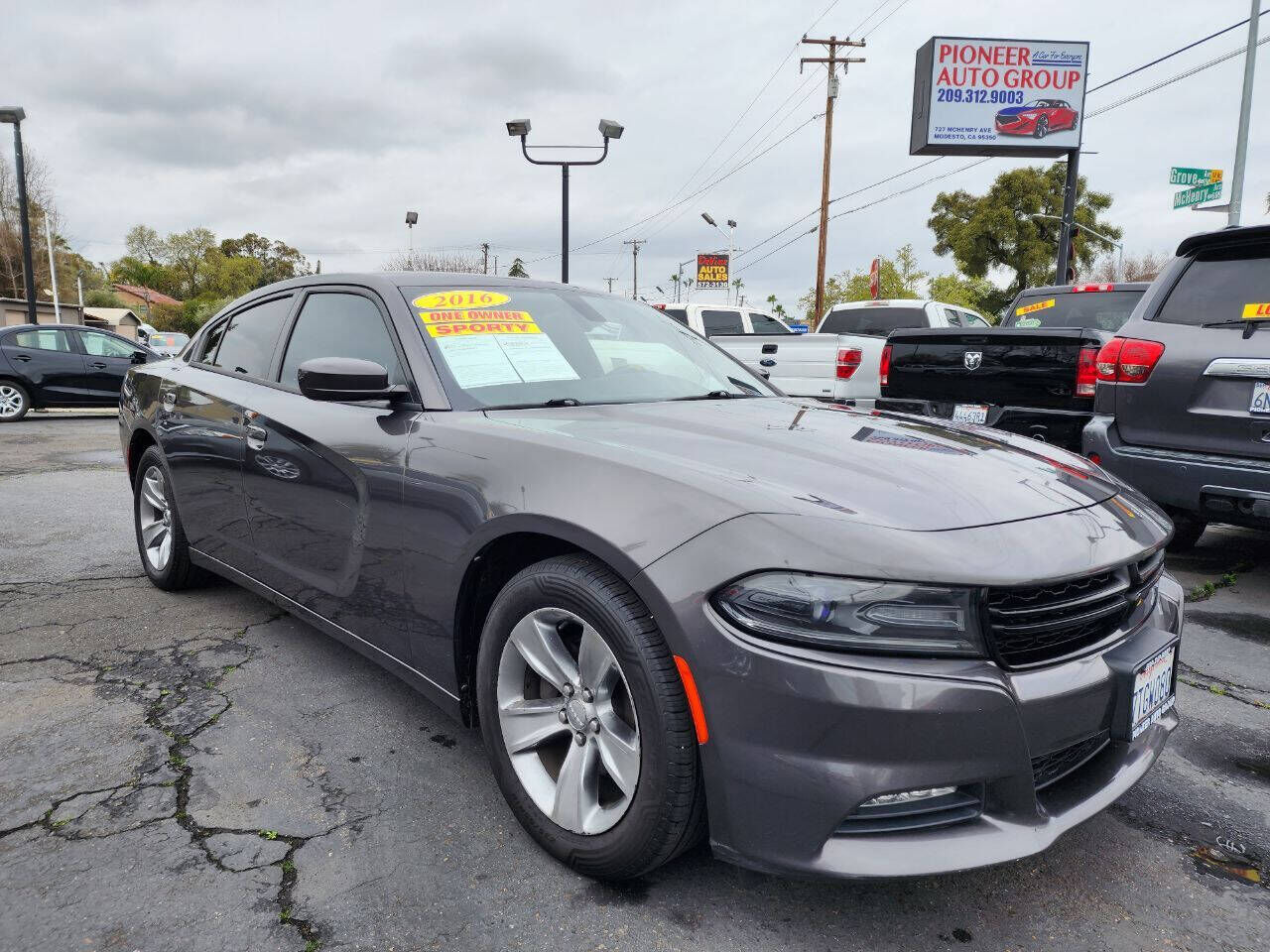 2016 DODGE Charger