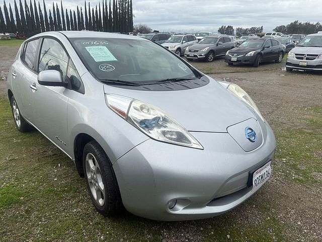 2013 NISSAN Leaf