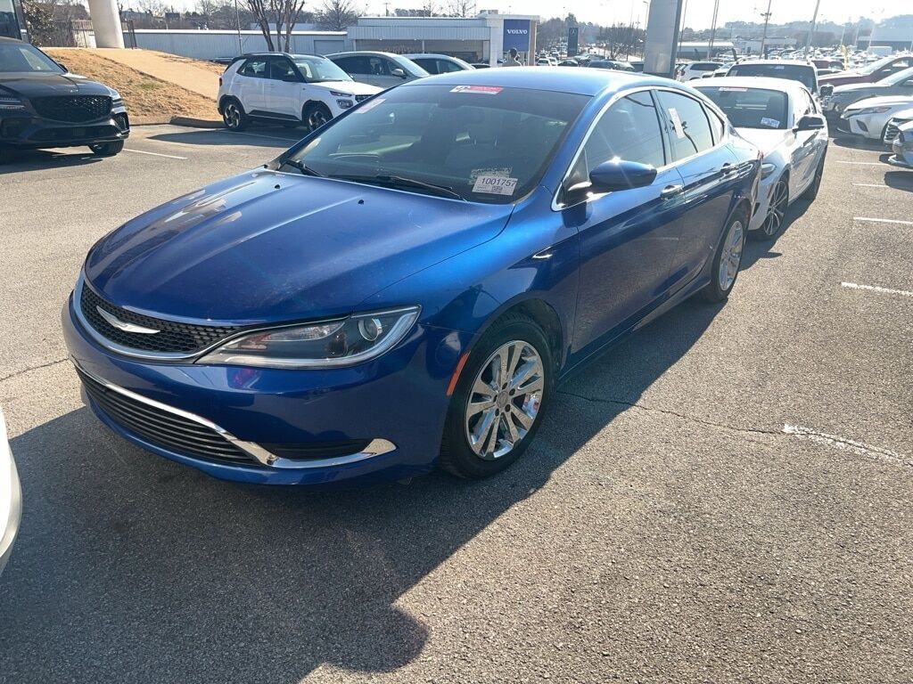 2017 CHRYSLER 200