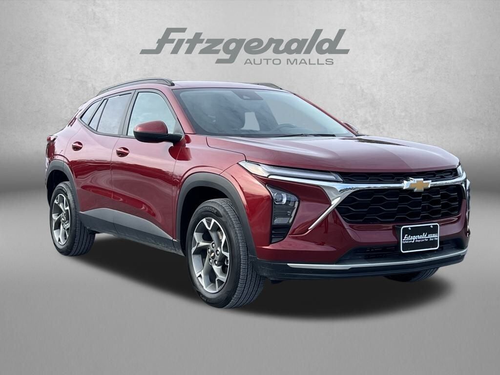 2025 CHEVROLET Trax