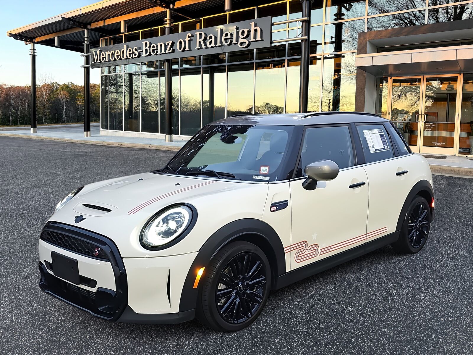 2023 MINI Hardtop