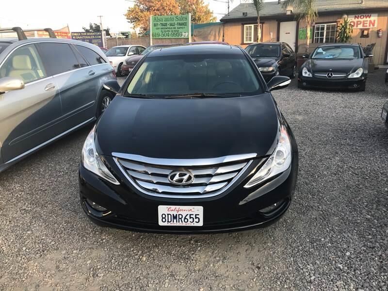 2011 HYUNDAI Sonata