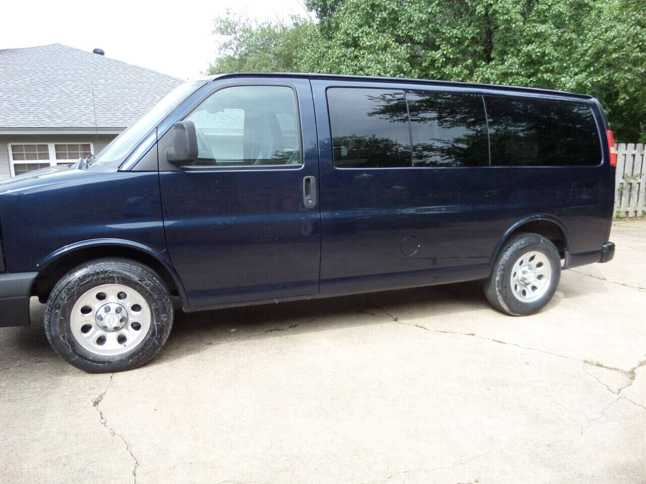 2014 CHEVROLET Express