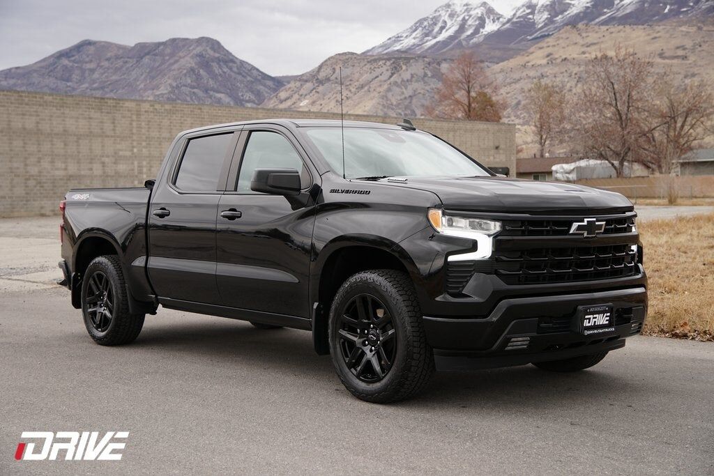 2024 CHEVROLET Silverado