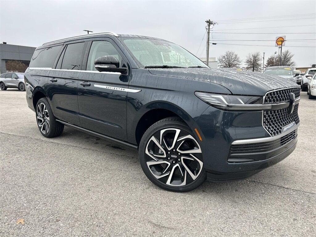 2026 LINCOLN Navigator L
