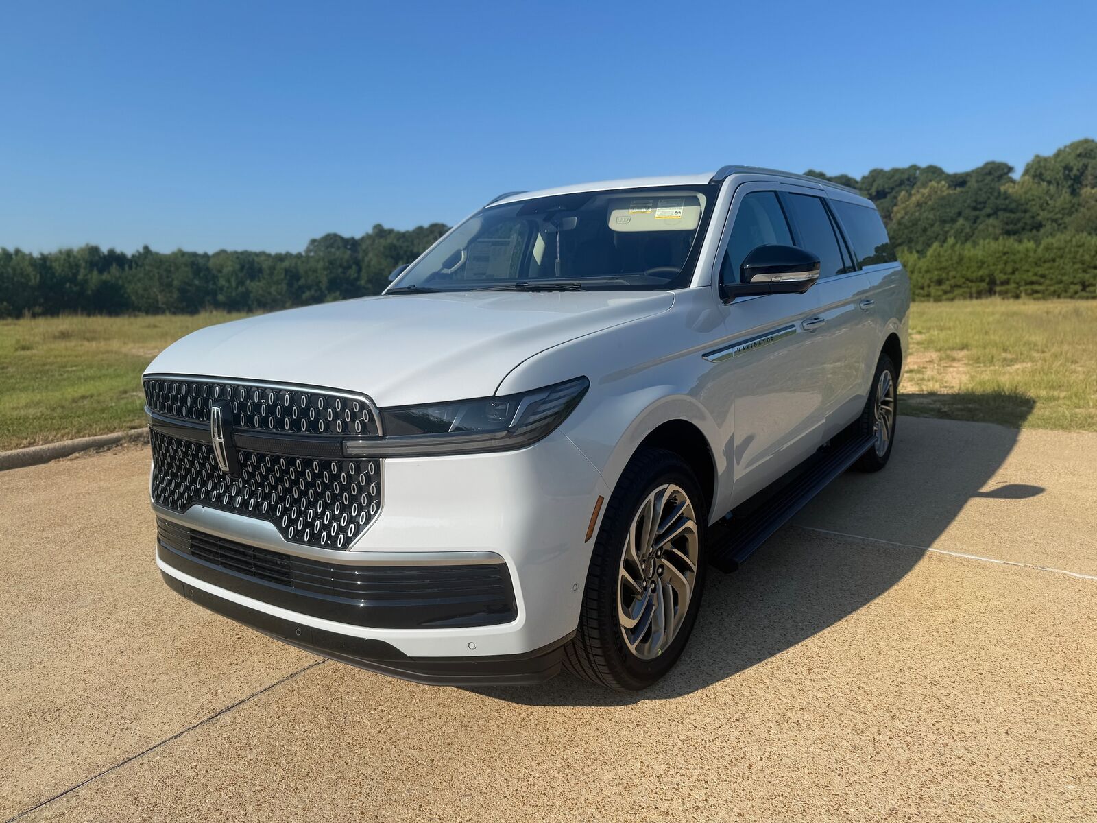 2025 LINCOLN Navigator L
