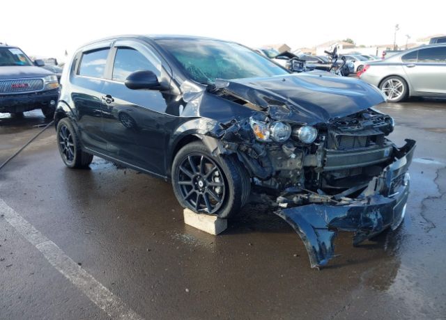 2016 CHEVROLET Sonic