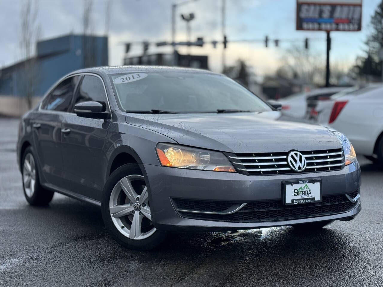 2013 VOLKSWAGEN Passat