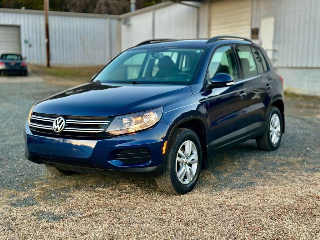 2015 VOLKSWAGEN Tiguan