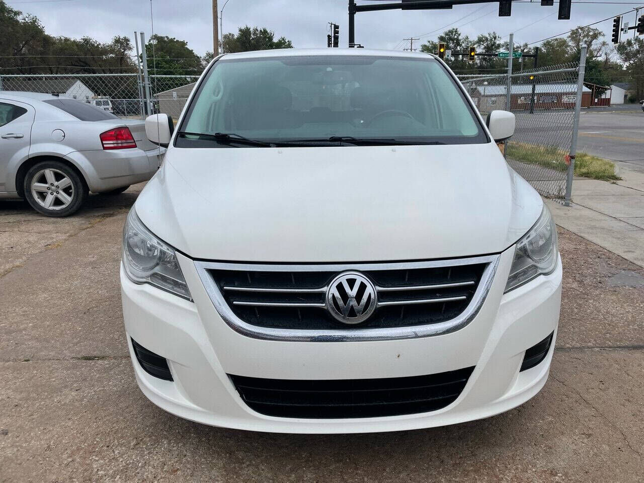 2009 VOLKSWAGEN Routan