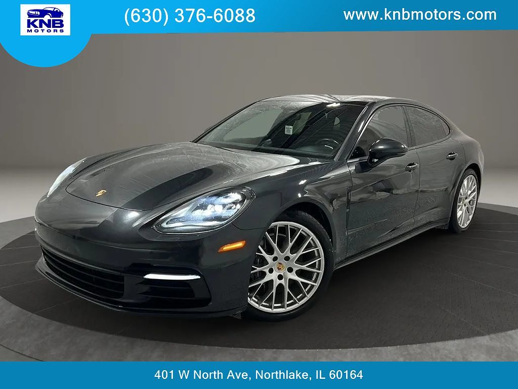 2018 PORSCHE Panamera