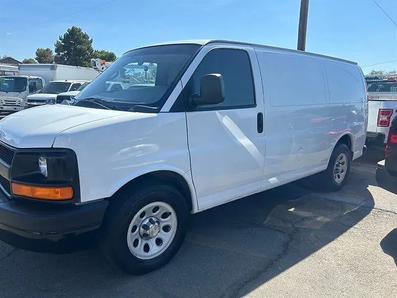 2012 CHEVROLET Express