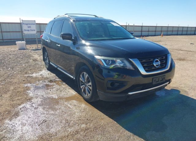 2017 NISSAN Pathfinder