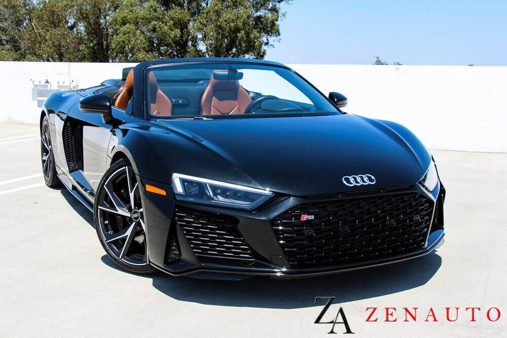 2022 AUDI R8