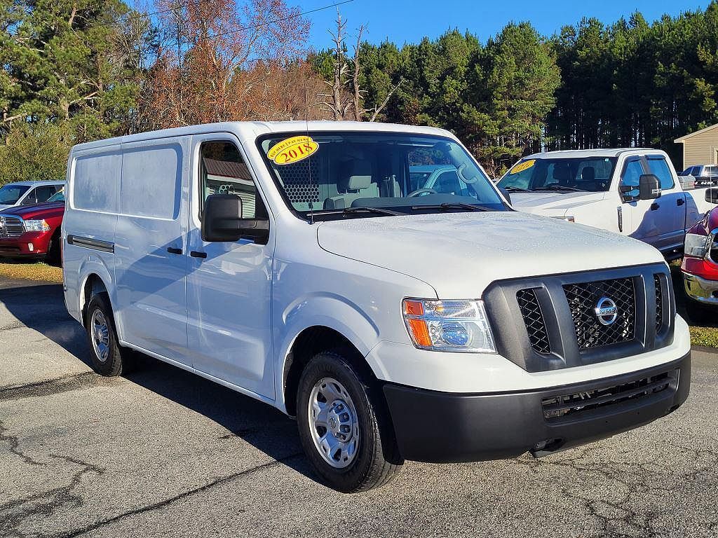 2018 NISSAN NV