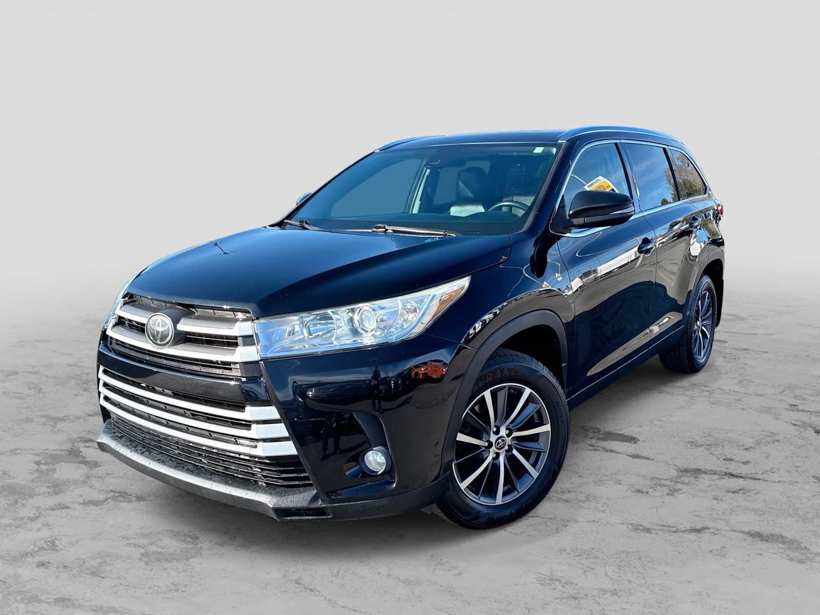 2019 TOYOTA Highlander