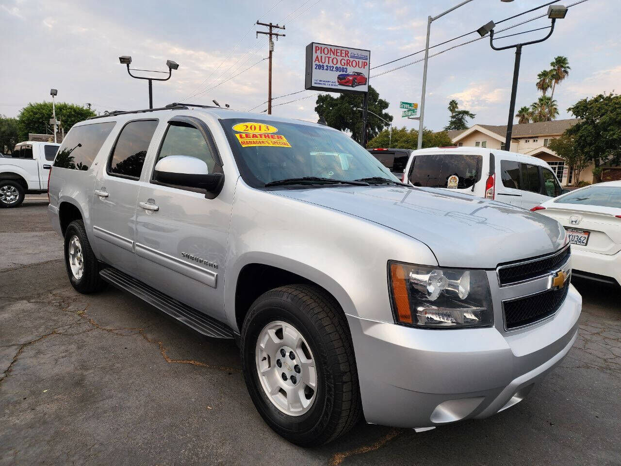 2013 CHEVROLET Suburban
