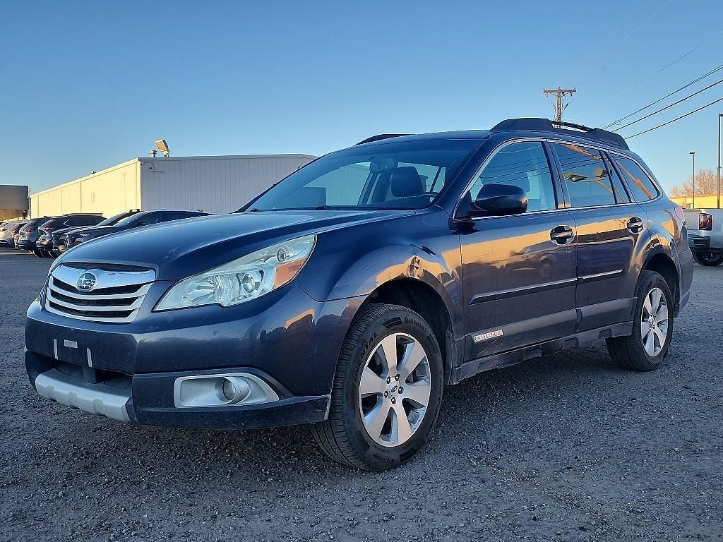 2011 SUBARU Outback