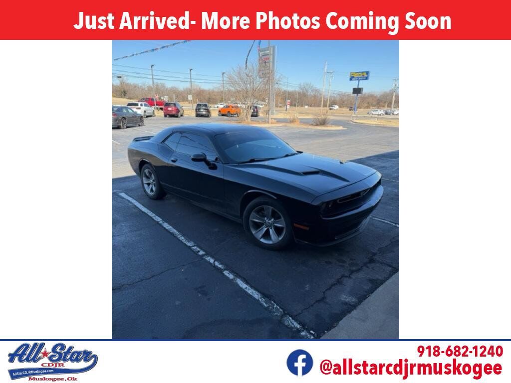 2017 DODGE Challenger