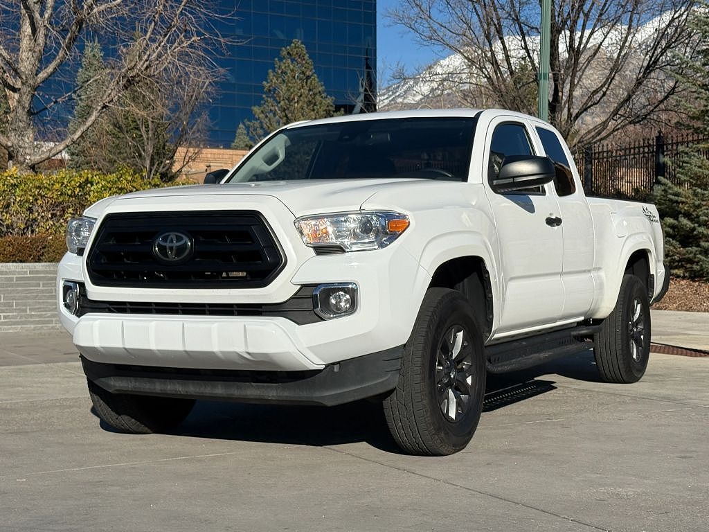 2022 TOYOTA Tacoma