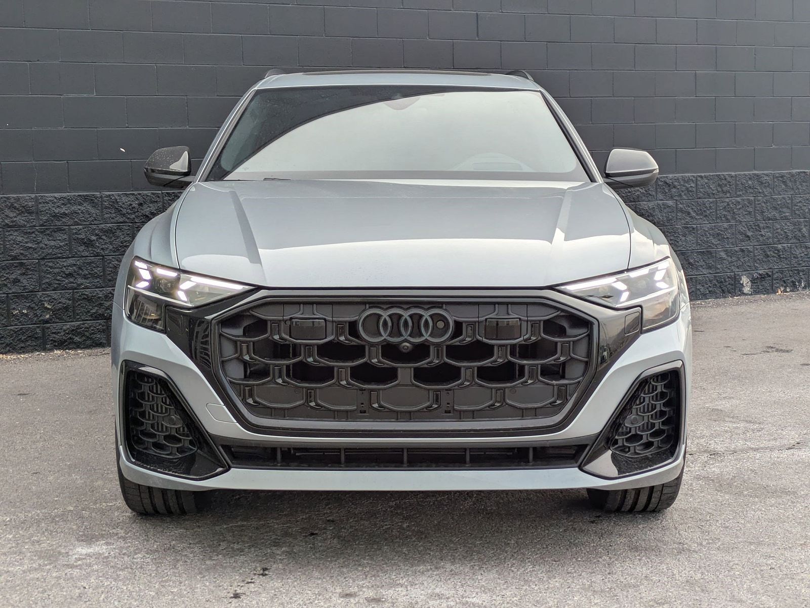 2026 Audi Q8