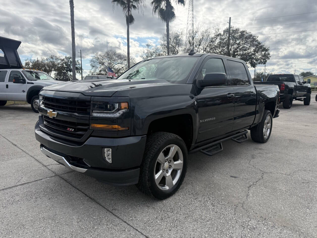2018 CHEVROLET Silverado