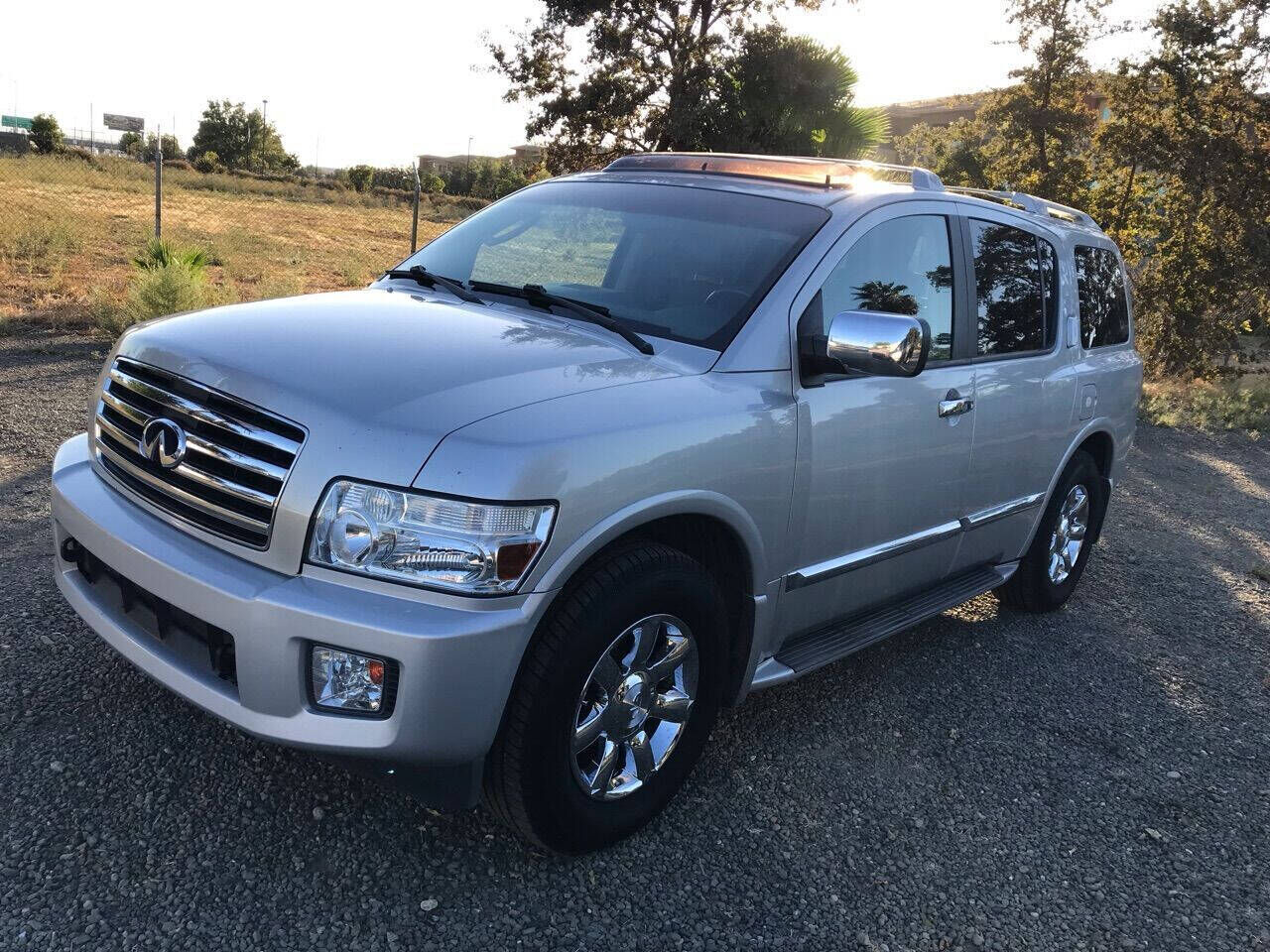 2005 INFINITI QX56