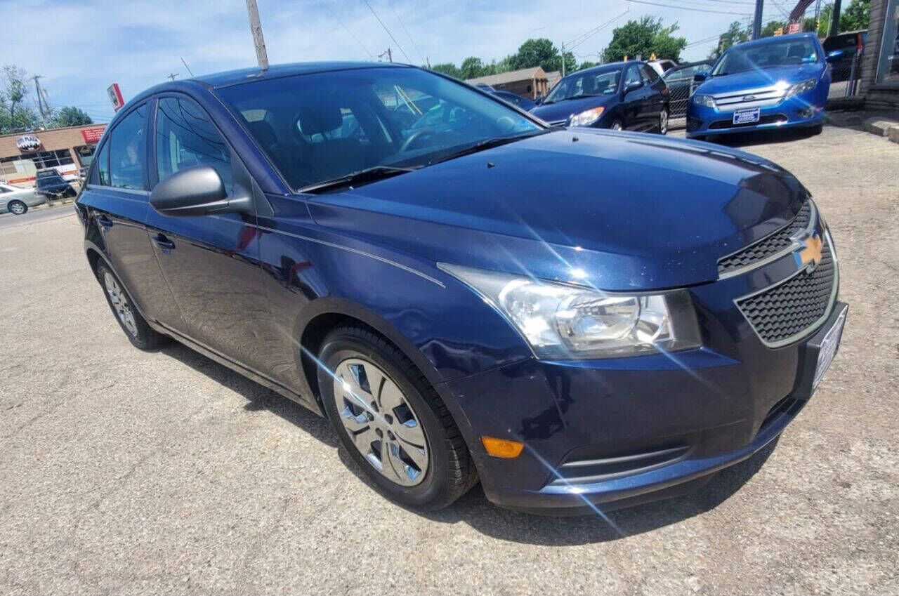2011 CHEVROLET Cruze