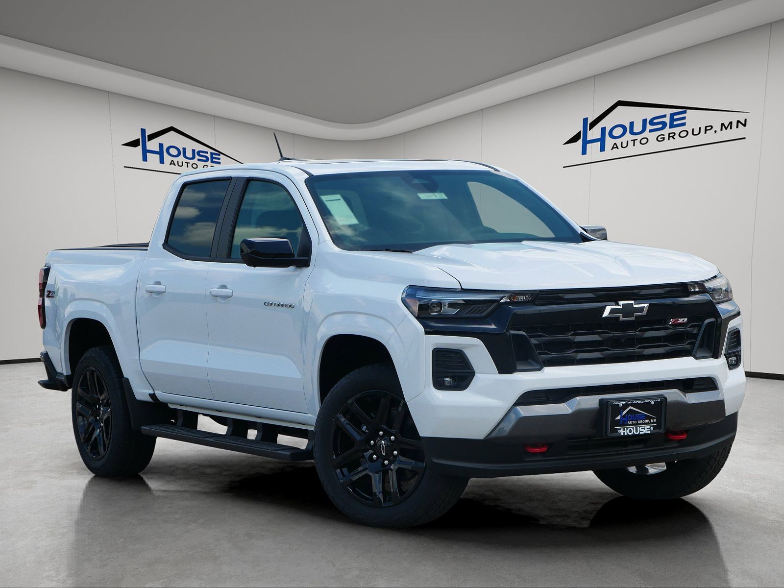 2025 CHEVROLET Colorado