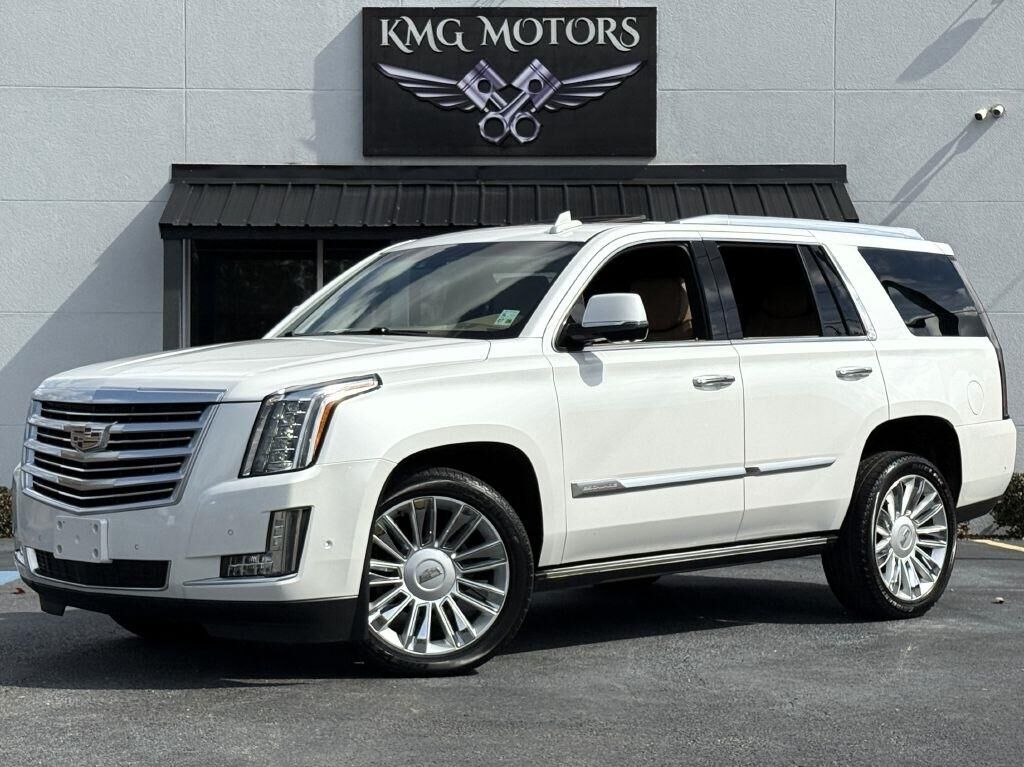 2019 CADILLAC Escalade