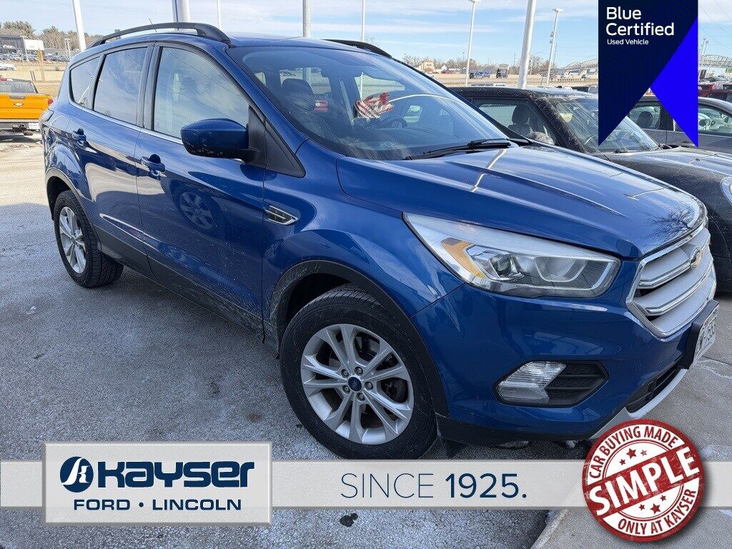2017 FORD Escape