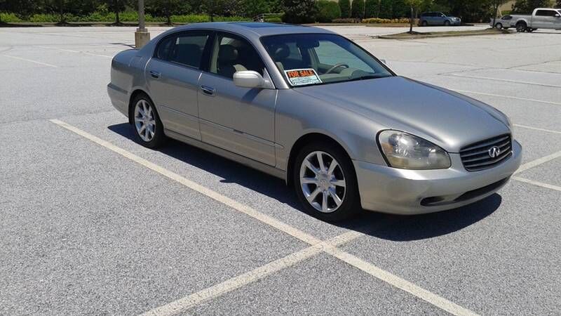 2003 INFINITI Q45
