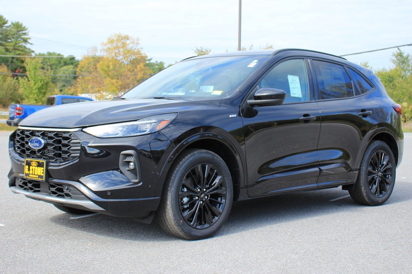 2024 FORD Escape