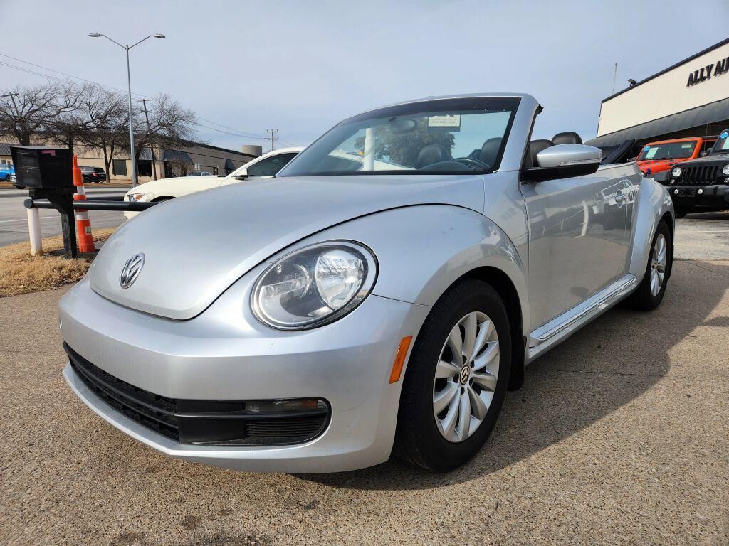 2013 VOLKSWAGEN Beetle