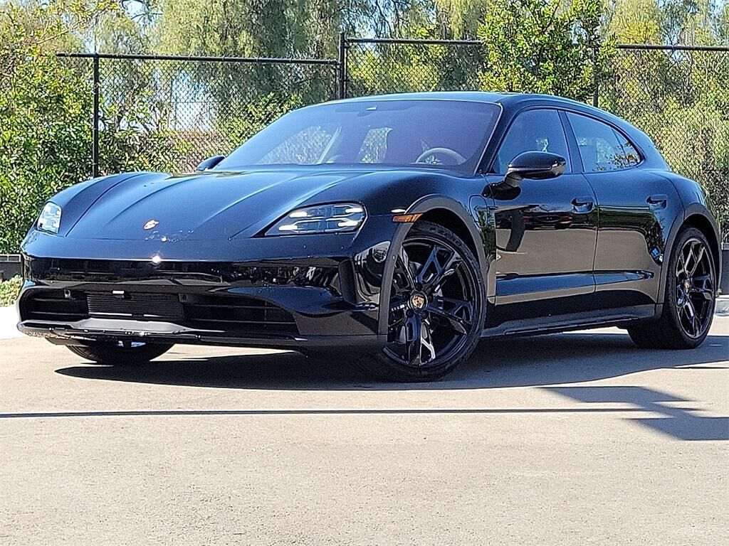 2025 PORSCHE Taycan