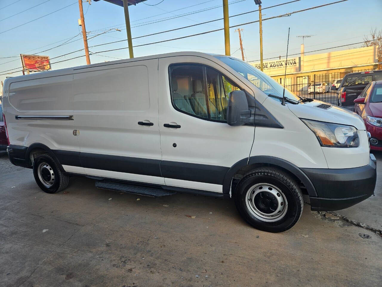 2017 FORD Transit