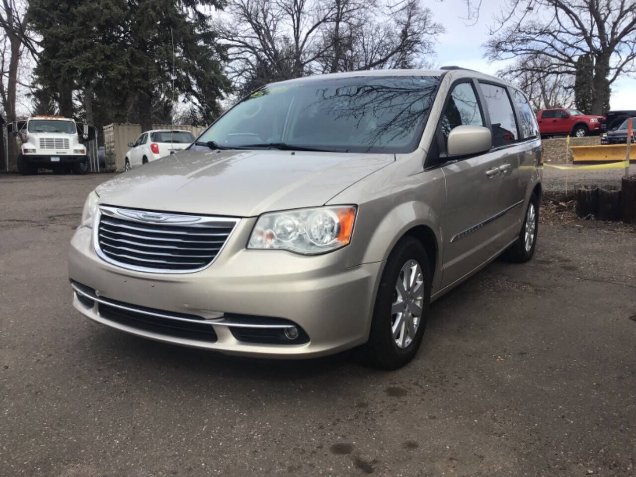 2013 CHRYSLER Town and Country