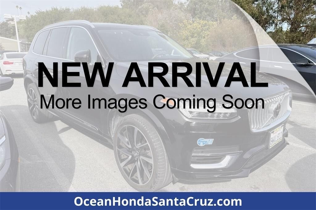 2021 VOLVO XC90