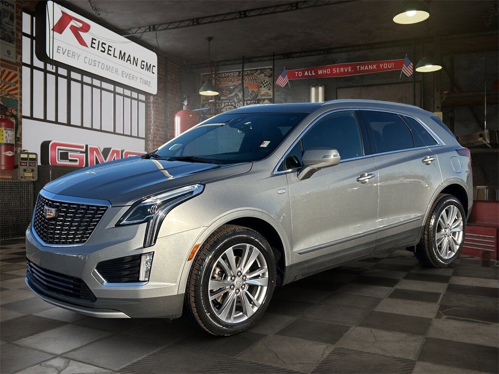 2024 CADILLAC XT5