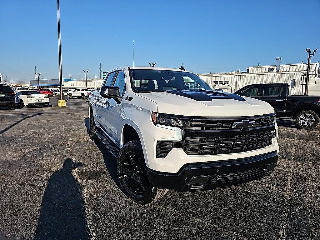 2026 CHEVROLET Silverado