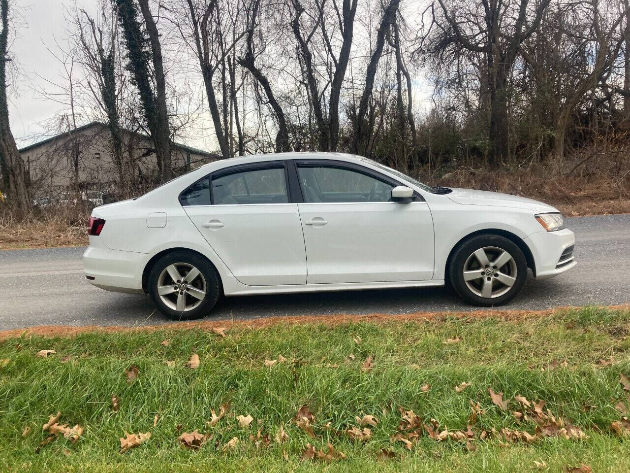 2017 VOLKSWAGEN Jetta
