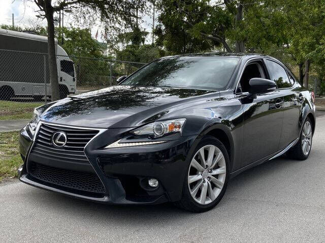 2016 LEXUS IS