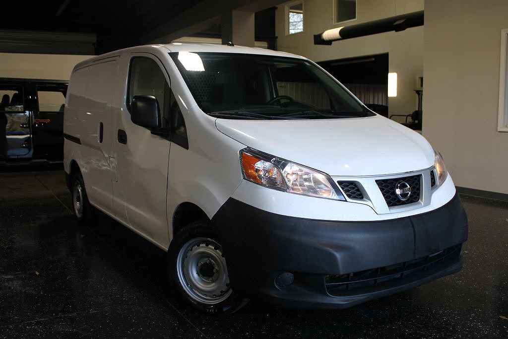 2019 NISSAN NV200