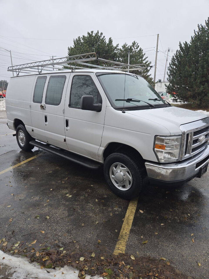 2014 FORD E-250