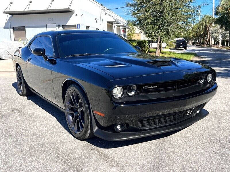 2022 DODGE Challenger