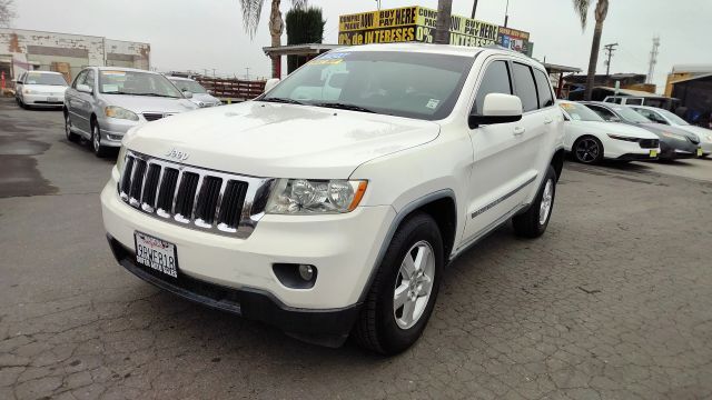 2011 JEEP Grand Cherokee