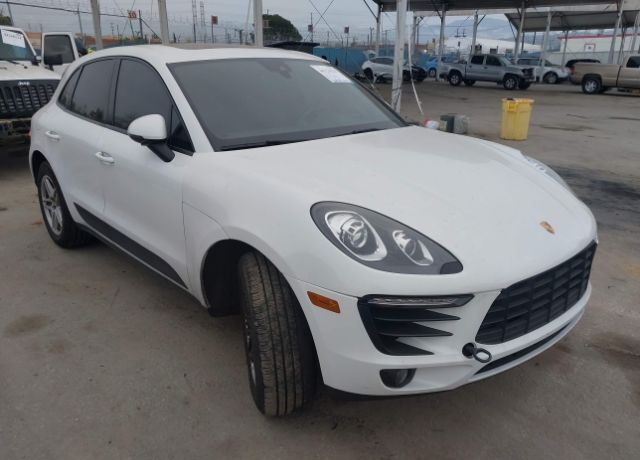 2017 PORSCHE Macan